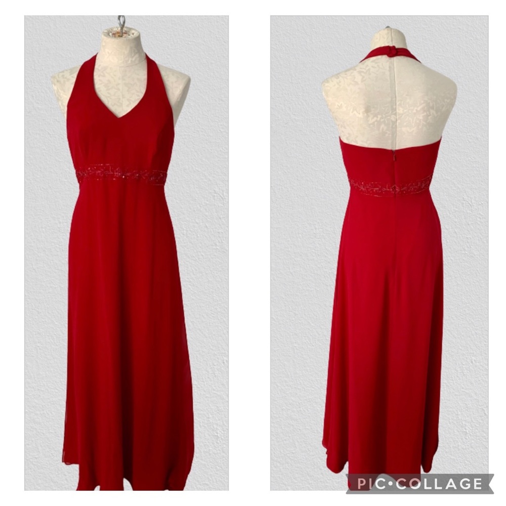 ❌SOLD❌ Beautiful red halter dress with sequin and sheer overlay